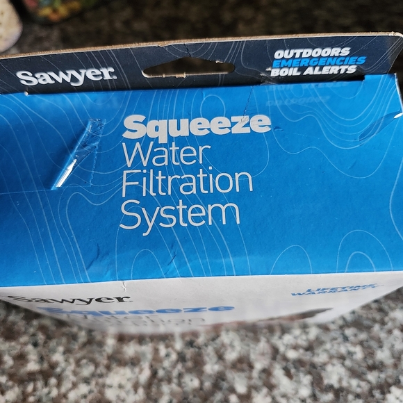 Sawyer SQUEEZE WATER FILTRATION SYSTEM 2 Pouches, Drinking Straw TRAVEL CAMPING - Picture 5 of 5